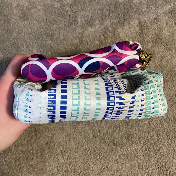 5 for $20: Target cosmetic bags - Picture 12 of 16